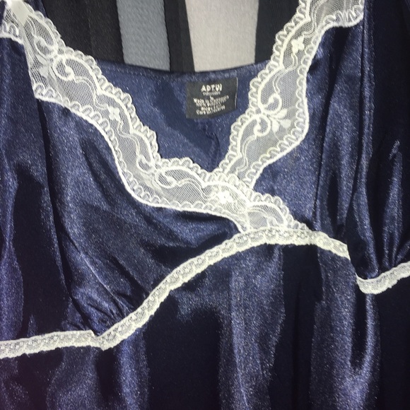 2 piece set/ Sleep wear - Picture 3 of 8